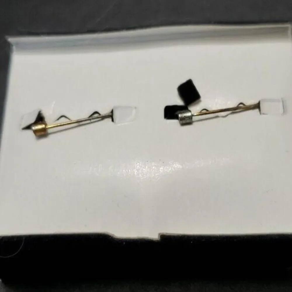 Avon package brooches set of 2 presents